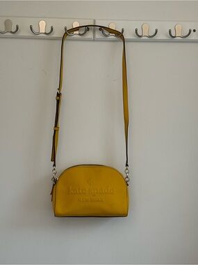 Kate Spade New York Larchmont Avenue Tori Yellow Leather Crossbody